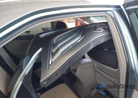 2011 Toyota Camry Le from USA, damaged, VIN 4T1BF3EK7BU693157